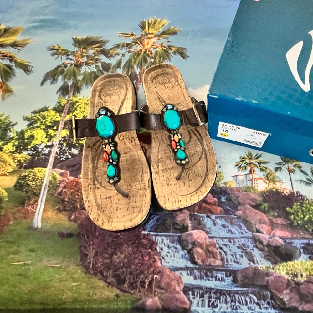 Excellent Condition Abeo BioSystem Turquiose Jeweled Leather Boho Sandals Sz 10N